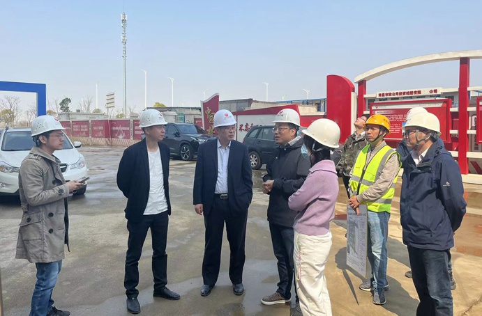 市政公用集團劉順保到朱橋東路項目、昌東三路項目、秦坊安置房項目調研