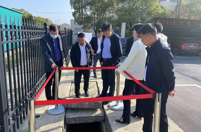 贛州市政公用集團黨委副書記、總經(jīng)理范秀剛到南昌市政建設(shè)集團考察交流