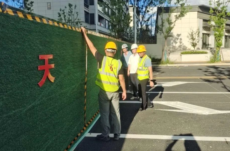 南昌市政建設(shè)集團(tuán)開(kāi)展占道施工安全專(zhuān)項(xiàng)整治行動(dòng)