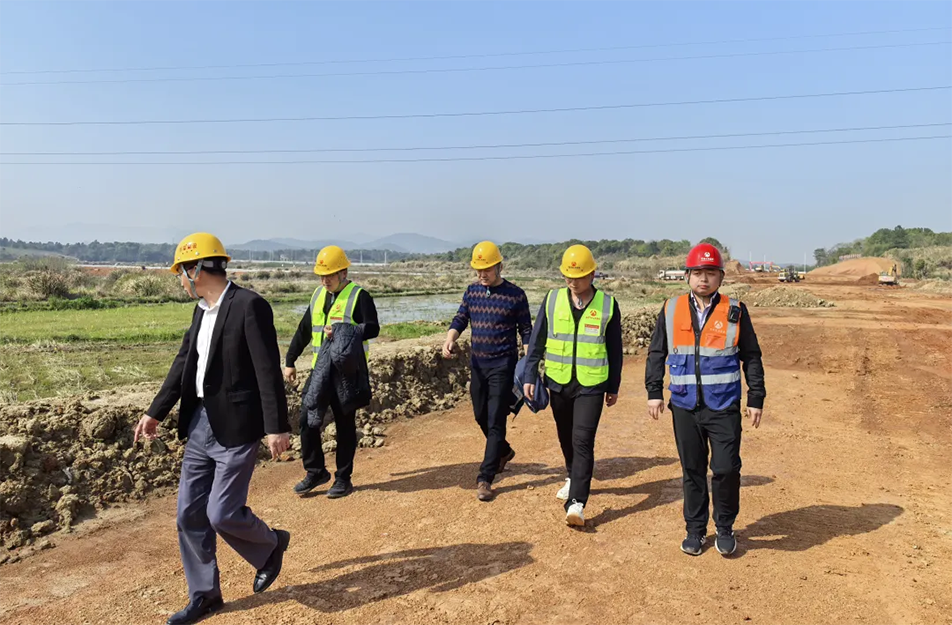 周天奇帶隊(duì)開展“五查五訪”監(jiān)督行動(dòng) 嚴(yán)查四風(fēng)問題與安全生產(chǎn)